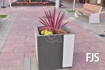 El Cabildo supervisa la finalización de las obras de mejora en la Zona Comercial Abierta de Los Llanos/Francisco Javier Santana.